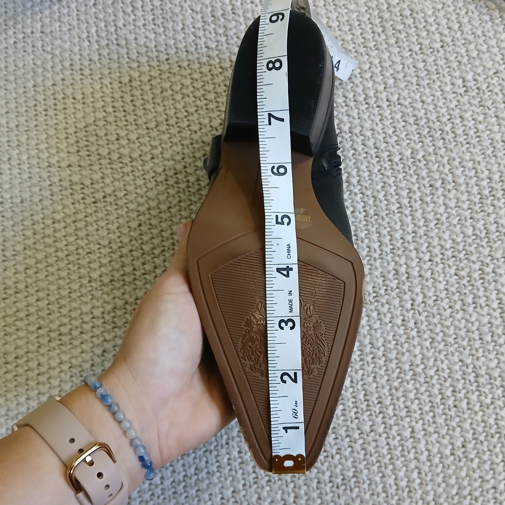 Vince Camuto Meskitte Western Bootie - Picture 5 of 16